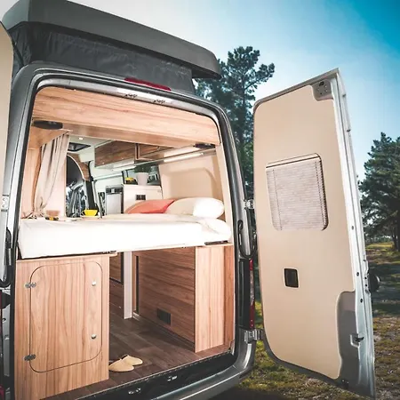 Nomadism مكان تخييم موروج