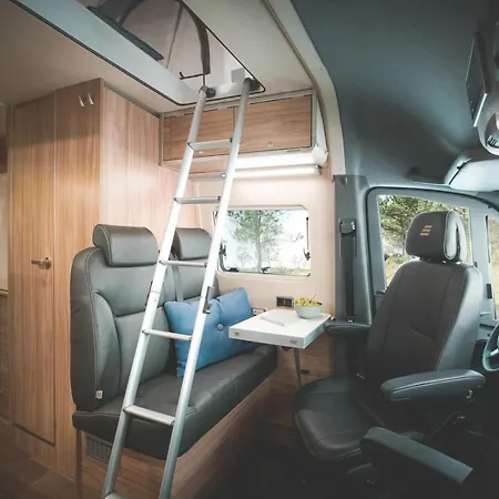 مكان تخييم Nomadism موروج